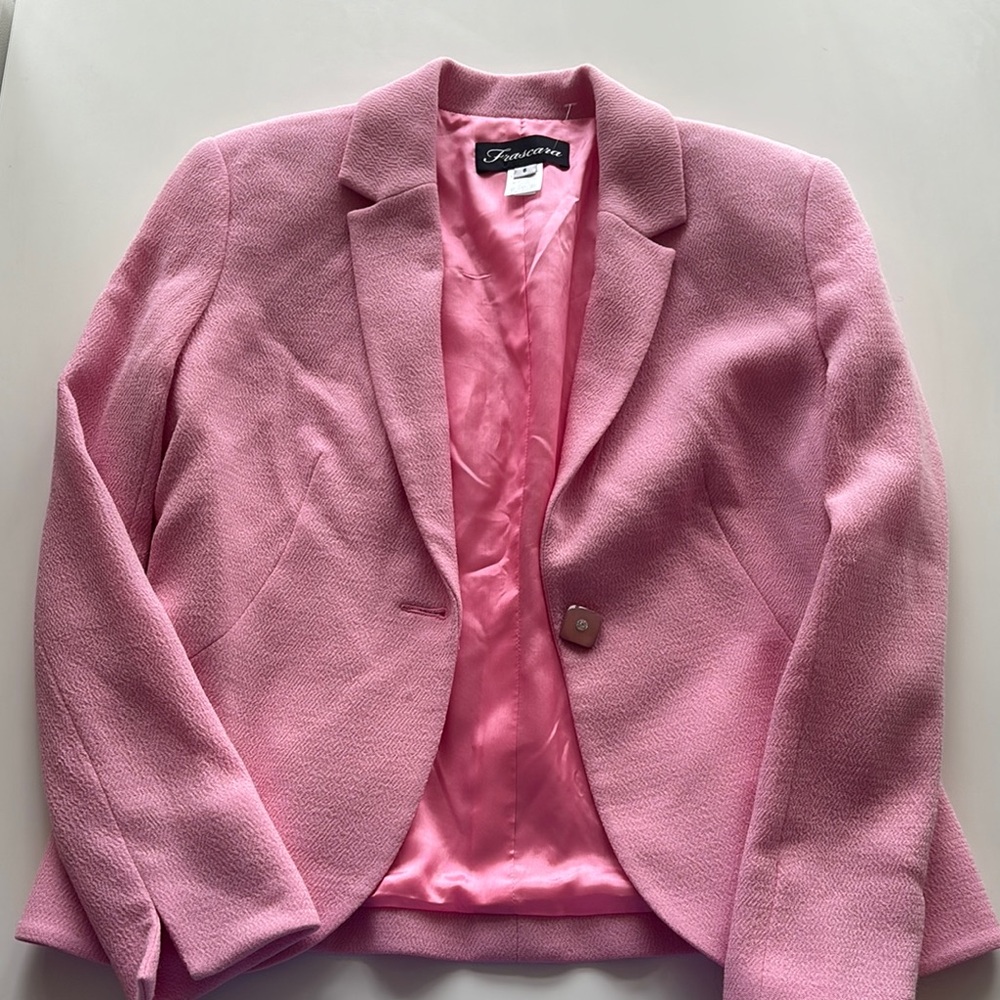 100% Wool Pink Women's Blazer and Skirt set
